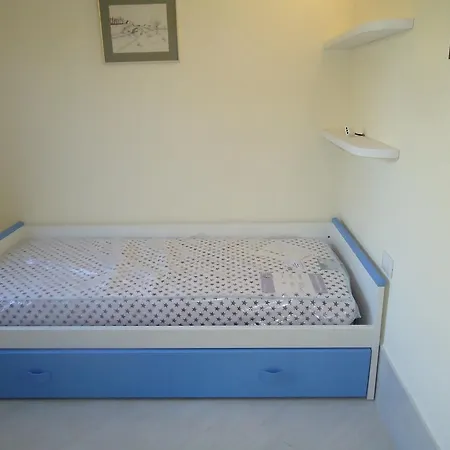 Li Cossi Tatil Evi *
